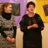 Художница Любава Тарадай (слева) вместе с руководителем украинского центра 